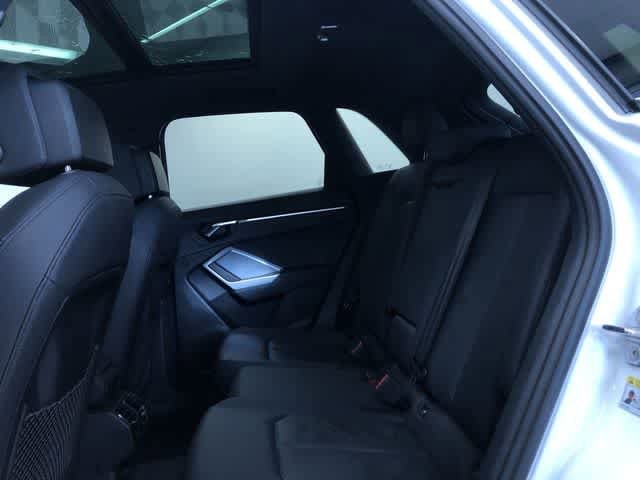 Thumbnail: 2025 Audi Q3 - 20