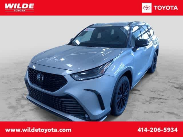 2025 Toyota Highlander Sport Utility 