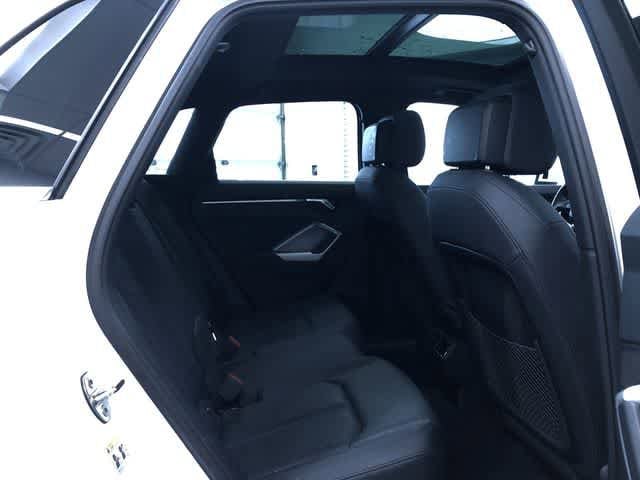 Thumbnail: 2025 Audi Q3 - 21