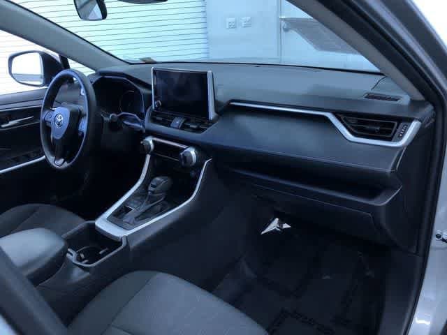 Thumbnail: 2025 Toyota RAV4 - 23