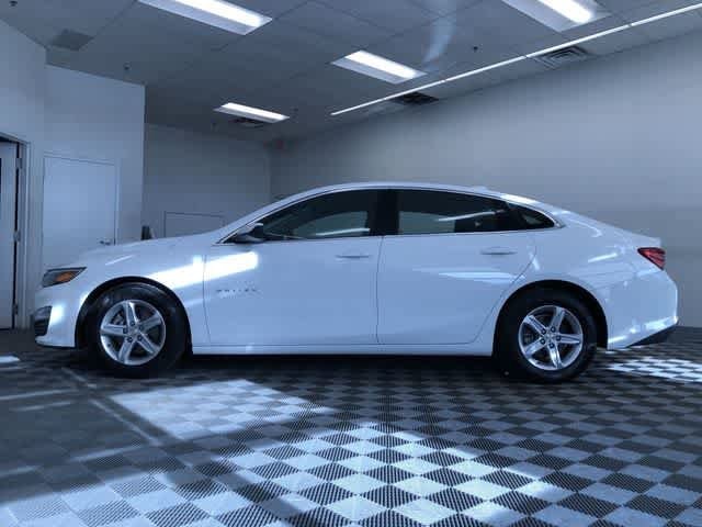 Thumbnail: 2024 Chevrolet Malibu - 12