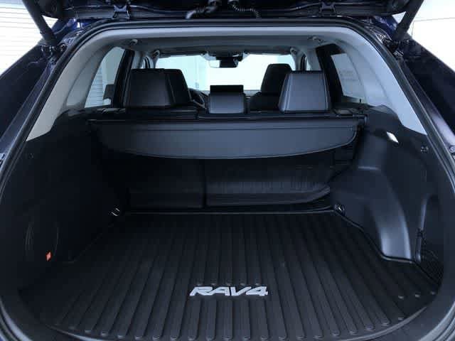 Thumbnail: 2025 Toyota RAV4 - 23