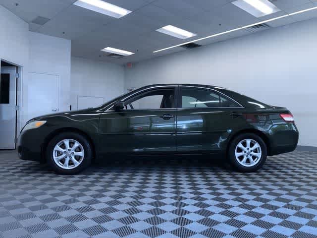 Thumbnail: 2011 Toyota Camry - 13