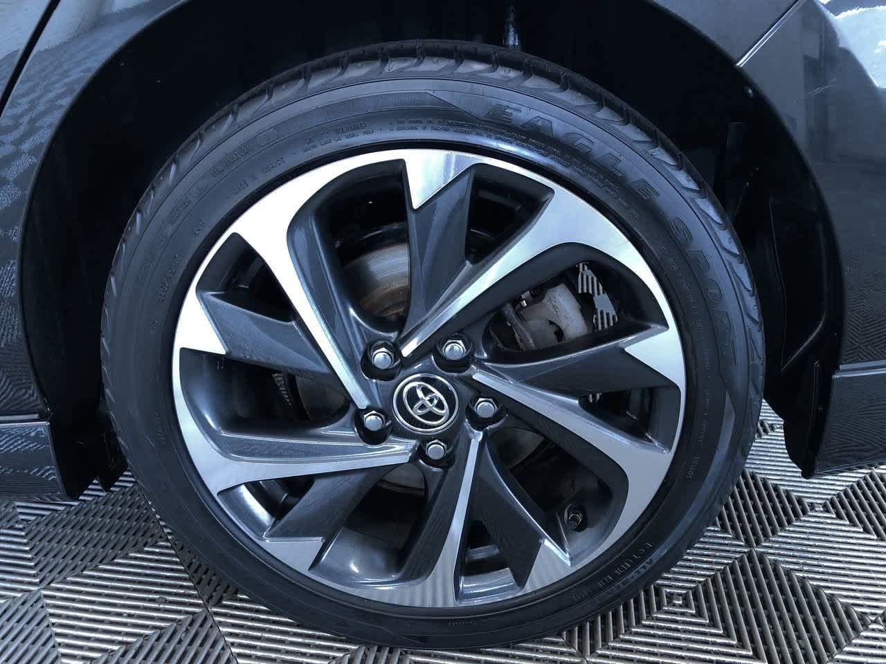 Thumbnail: 2017 Toyota Corolla iM - 15