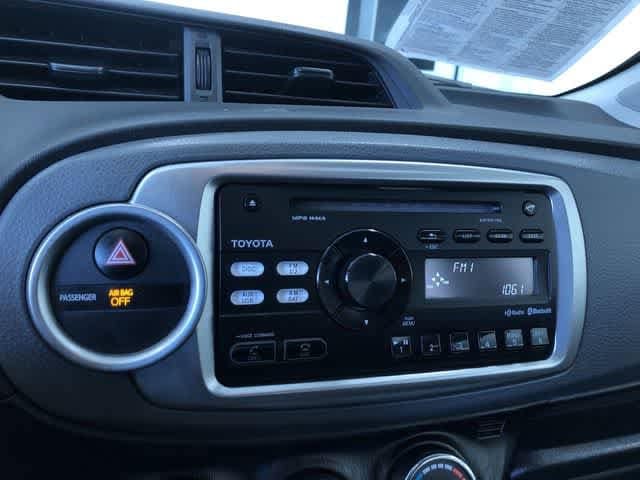 Thumbnail: 2014 Toyota Yaris - 25