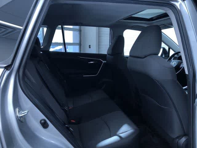 Thumbnail: 2023 Toyota RAV4 - 21