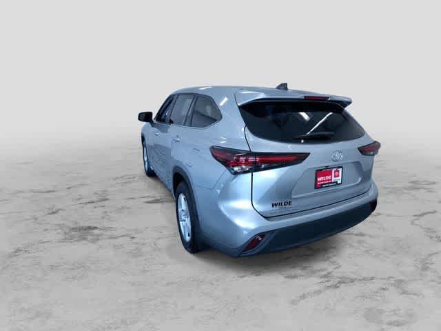 Thumbnail: 2024 Toyota Highlander - 8