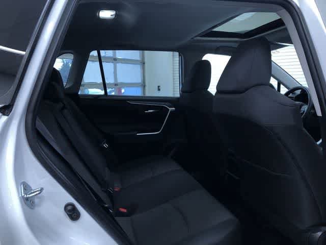 Thumbnail: 2025 Toyota RAV4 - 21