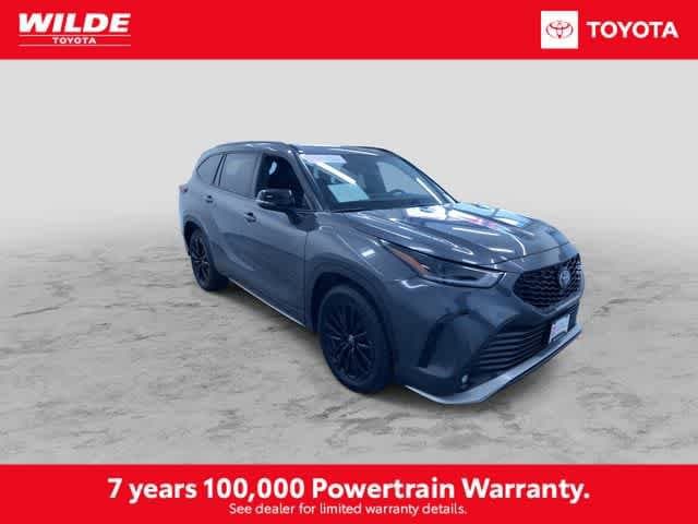 Thumbnail: 2025 Toyota Highlander - 3
