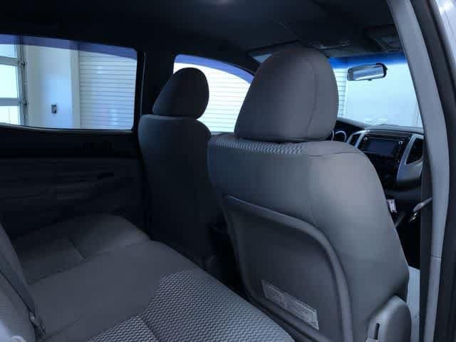 Thumbnail: 2014 Toyota Tacoma - 15