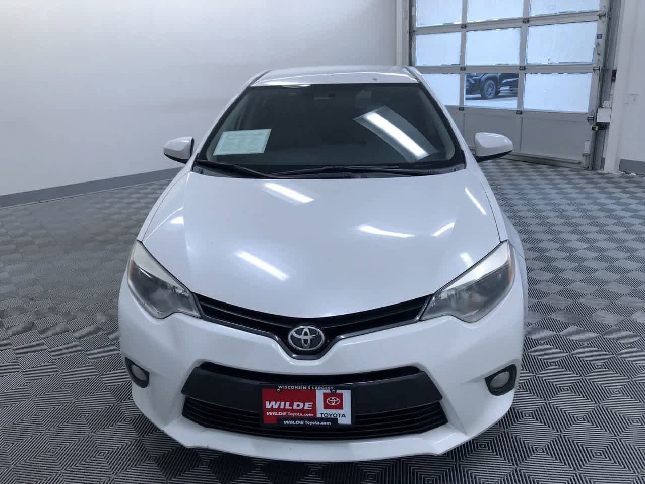 Thumbnail: 2015 Toyota Corolla - 14