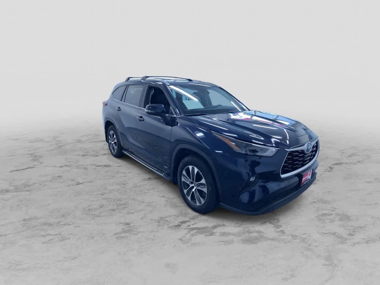 2023 Toyota Highlander XLE 3