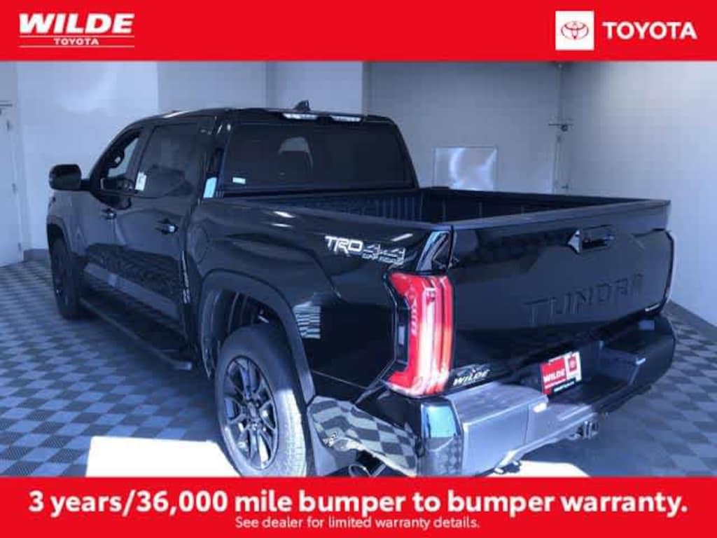 New 2026 Toyota Tundra i-FORCE MAX Limited LIMITED CREWMAX 5.5