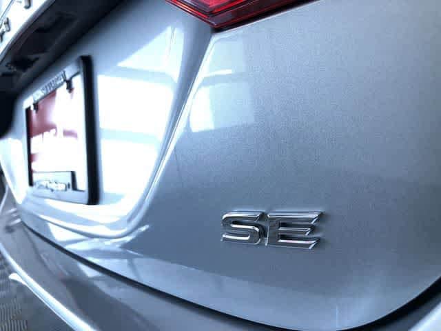 Thumbnail: 2024 Toyota Camry - 16