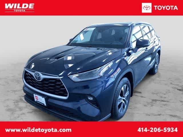 Thumbnail: 2021 Toyota Highlander - 1
