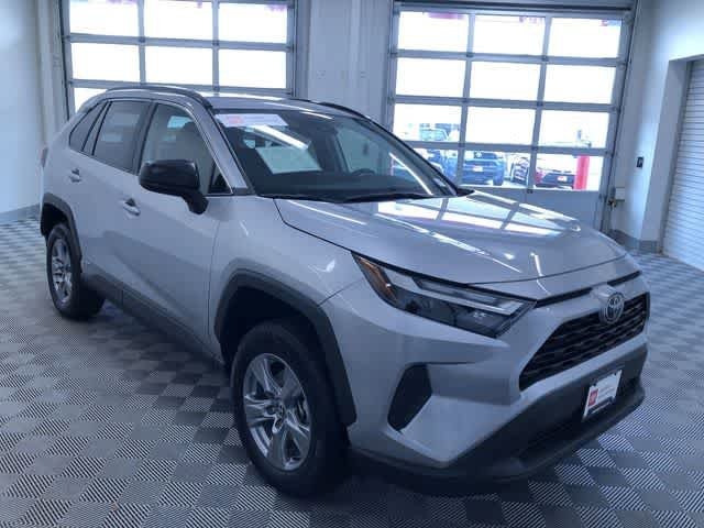 Thumbnail: 2025 Toyota RAV4 - 34