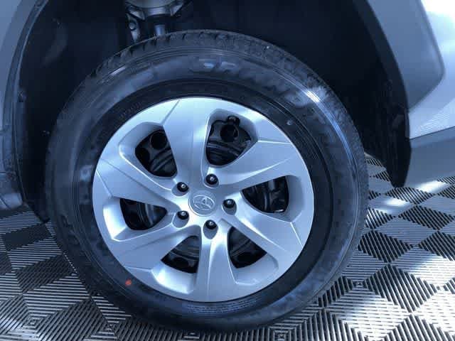 Thumbnail: 2025 Toyota RAV4 - 16