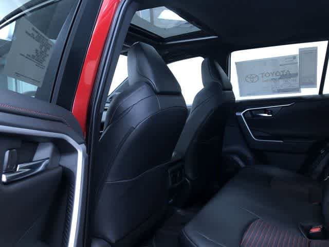 Thumbnail: 2025 Toyota RAV4 - 19