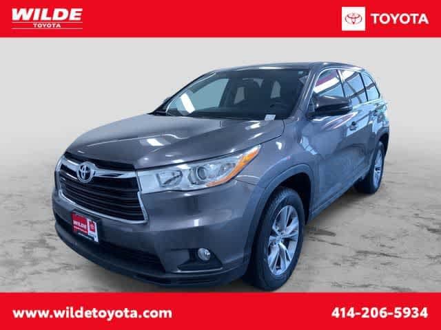 2015 Toyota Highlander LE -
                  West Allis, WI