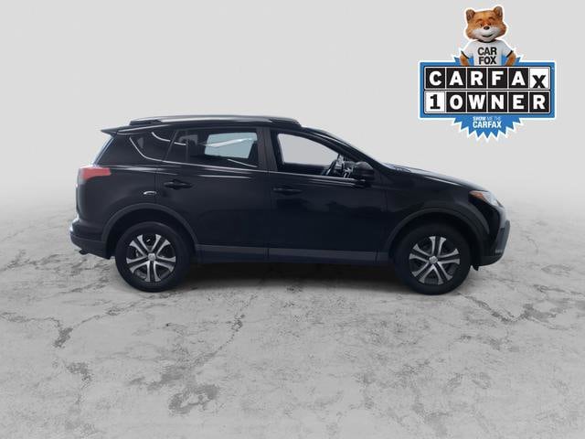 Used 2018 Toyota RAV4 LE with VIN 2T3BFREV6JW846680 for sale in West Allis, WI