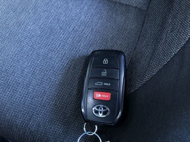2026 Toyota Camry LE - Photo 34