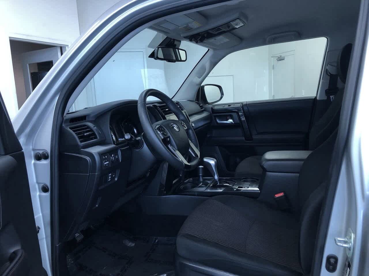 2024 Toyota 4Runner TRD Off Road 10