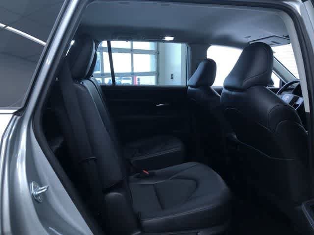 Thumbnail: 2024 Toyota Grand Highlander - 15