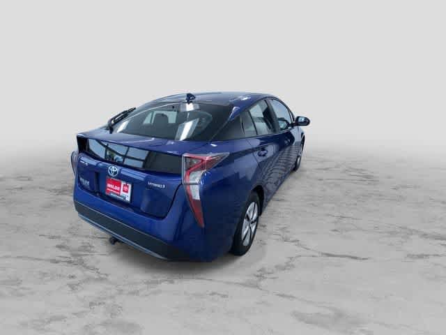 Thumbnail: 2016 Toyota Prius - 9