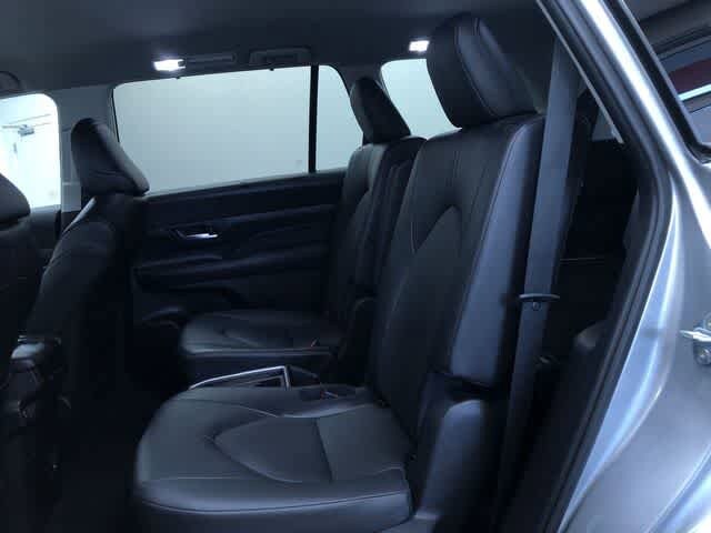 Thumbnail: 2025 Toyota Grand Highlander - 22