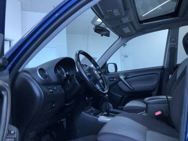 Thumbnail: 2005 Toyota RAV4 - 10