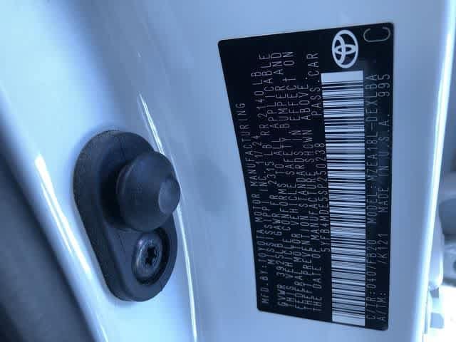 Thumbnail: 2025 Toyota Corolla - 33