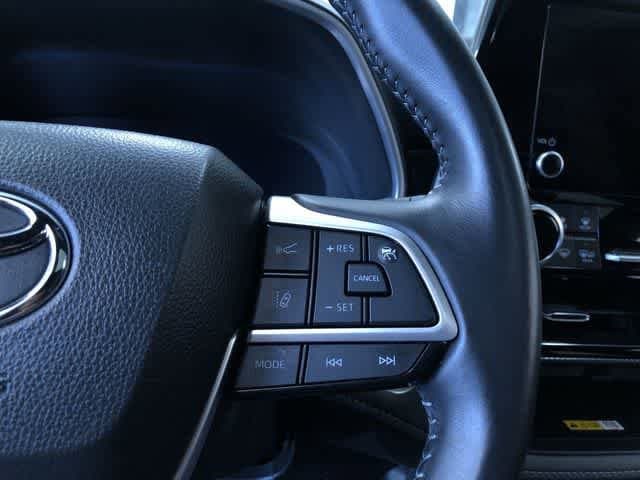 Thumbnail: 2025 Toyota Highlander - 26