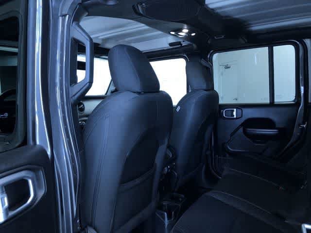 Thumbnail: 2021 Jeep Gladiator - 15