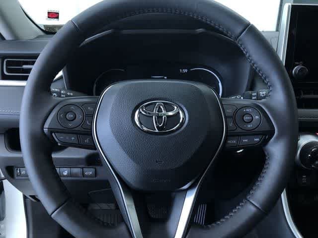 Thumbnail: 2025 Toyota RAV4 - 16