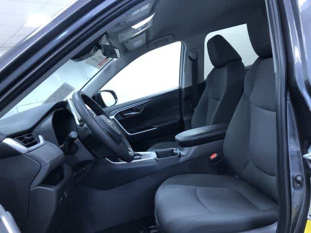 Thumbnail: 2025 Toyota RAV4 - 18