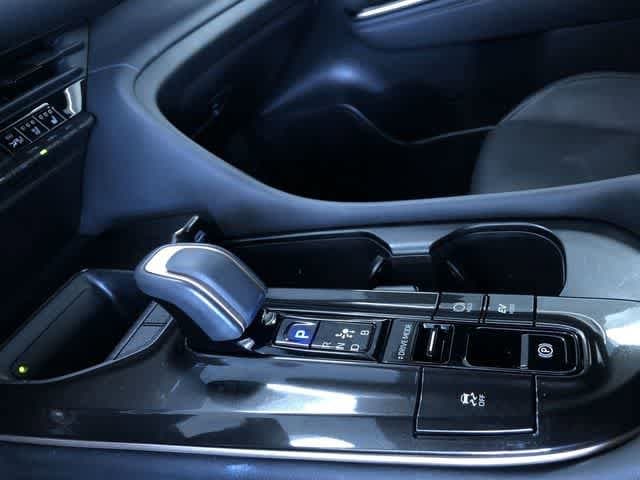 Thumbnail: 2025 Toyota Crown - 29