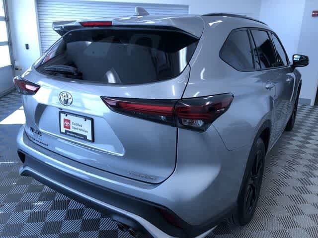 Thumbnail: 2025 Toyota Highlander - 37