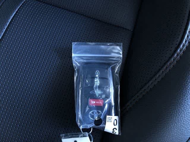 Thumbnail: 2026 Toyota Camry - 31