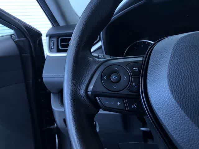 Thumbnail: 2020 Toyota RAV4 - 25