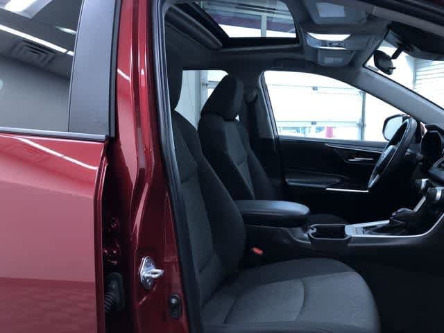 Thumbnail: 2023 Toyota RAV4 - 22