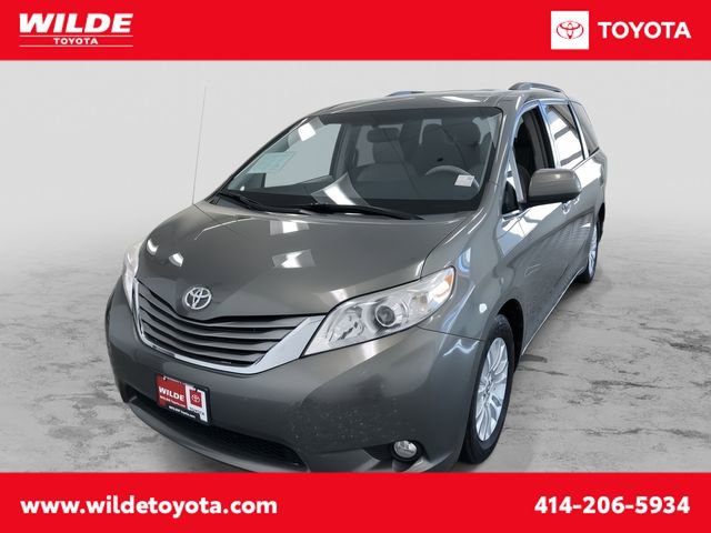 2011 Toyota Sienna XLE -
                West Allis, WI