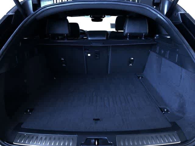 Thumbnail: 2022 Land Rover Range Rover Velar - 31