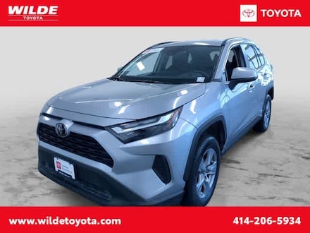 Shop 2025 Toyota RAV4 Hybrid XLE Sport Utility For Sale Milwaukee, Wisconsin