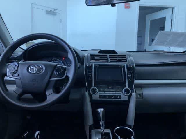 Thumbnail: 2014 Toyota Camry - 17