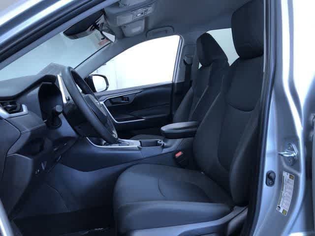 Thumbnail: 2025 Toyota RAV4 - 18