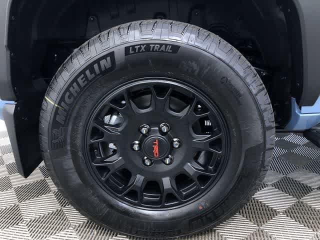 Thumbnail: 2025 Toyota 4Runner - 8