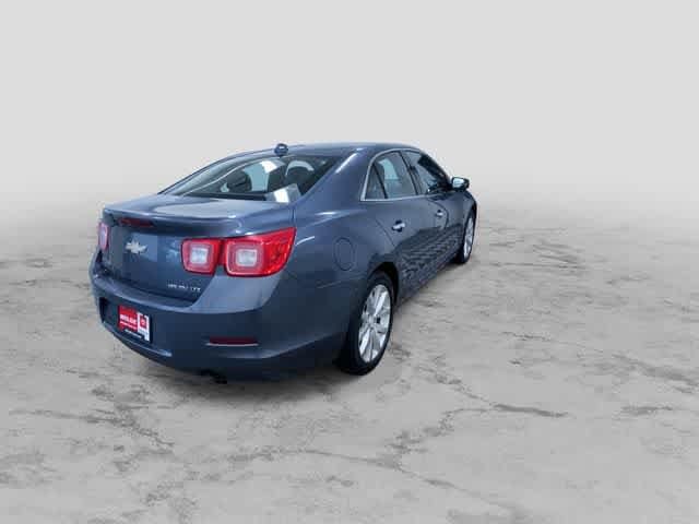 Thumbnail: 2013 Chevrolet Malibu - 10
