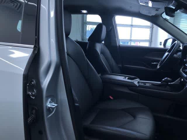 Thumbnail: 2024 Toyota Grand Highlander - 16