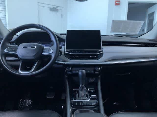 Thumbnail: 2022 Jeep Compass - 17