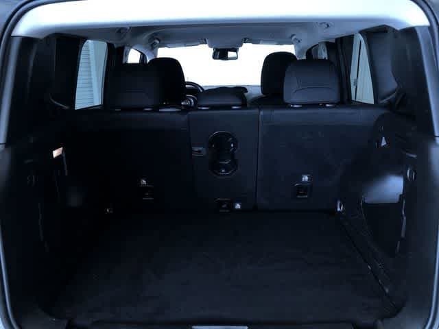 Thumbnail: 2022 Jeep Renegade - 33